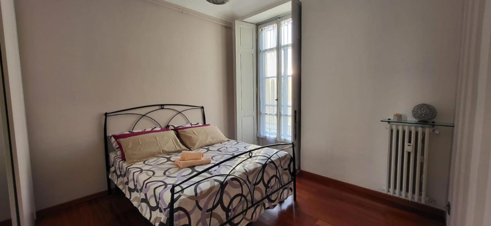 Corso Spezia 55_ Zona Ospedali Apartamento